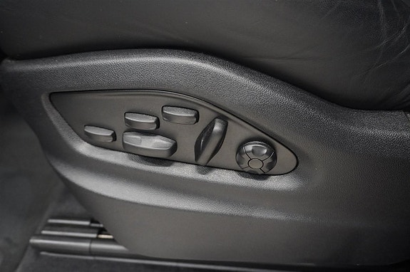 Porsche Cayenne 21 of 22