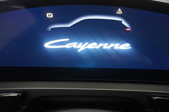 Porsche Cayenne 25 of 25