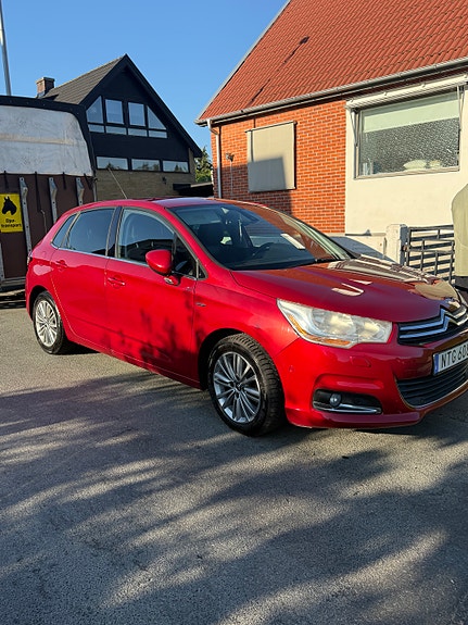 Citroen C4 2 of 2