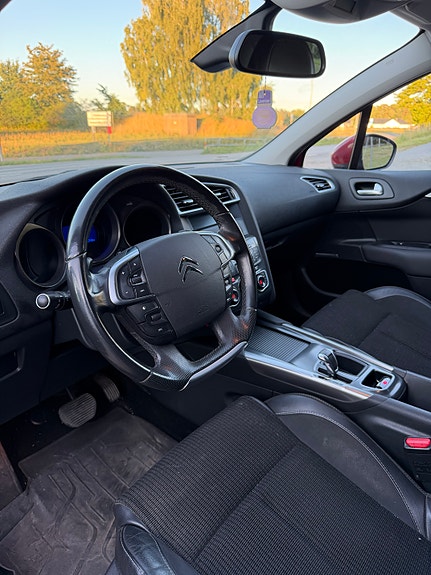 Citroen C4 2 of 5