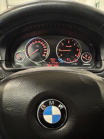 BMW 520d 16 of 20