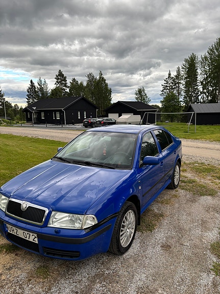 Skoda Octavia 3 of 5