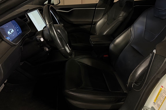 Tesla Model S 5 of 5