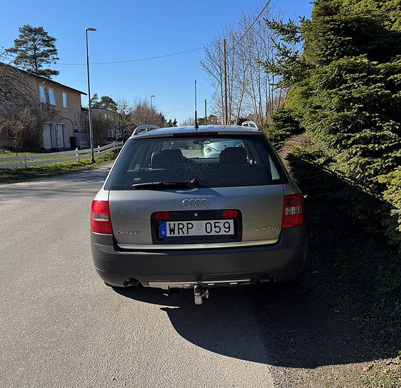 Audi A6 allroad 3 of 4