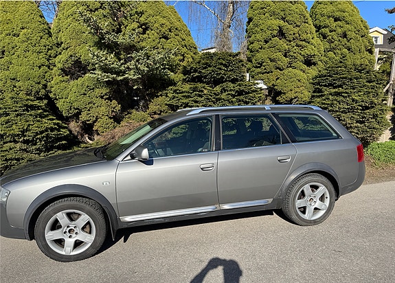 Audi A6 allroad 2 of 4