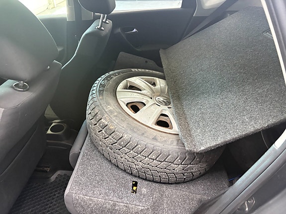 Volkswagen Polo 7 of 13