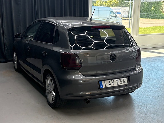 Volkswagen Polo 3 of 5