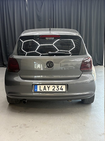 Volkswagen Polo 9 of 13