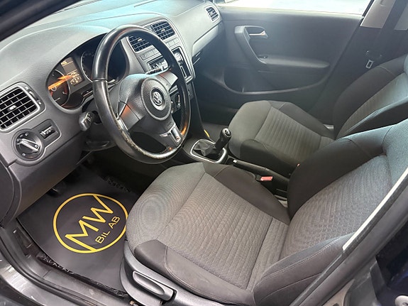 Volkswagen Polo 5 of 5