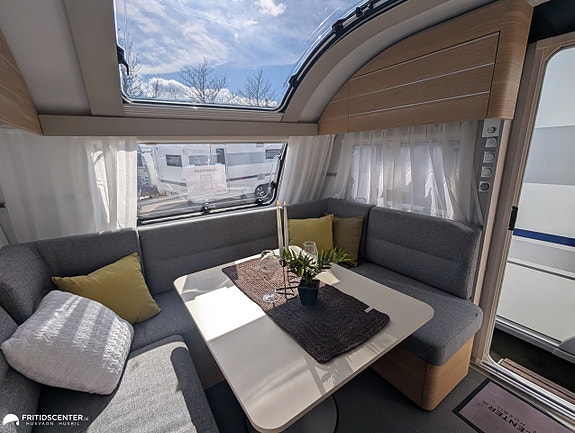 Adria ADORA 613 UT *Queenbed / ALDE / stort badrum 4 of 5