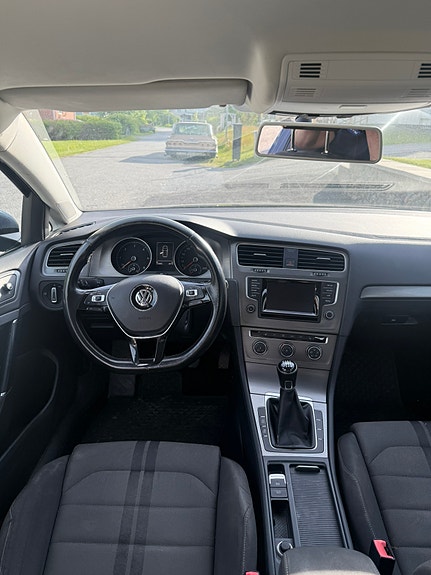 Volkswagen Golf VII 5 of 5