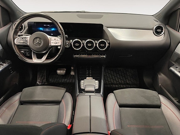 Mercedes-Benz B200 10 of 23