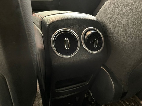 Mercedes-Benz B200 20 of 23
