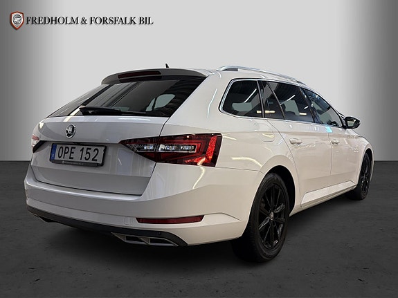 Skoda Superb 5 of 5