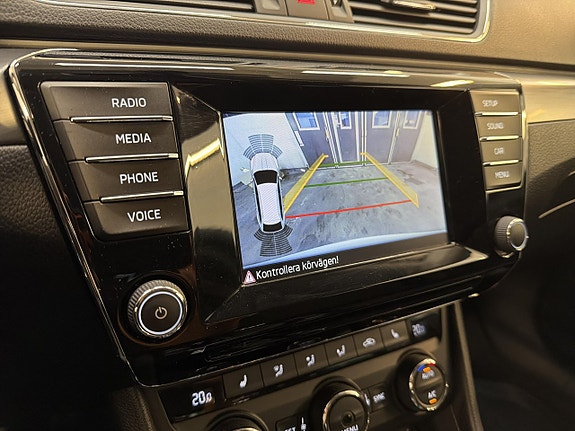 Skoda Superb 29 of 30