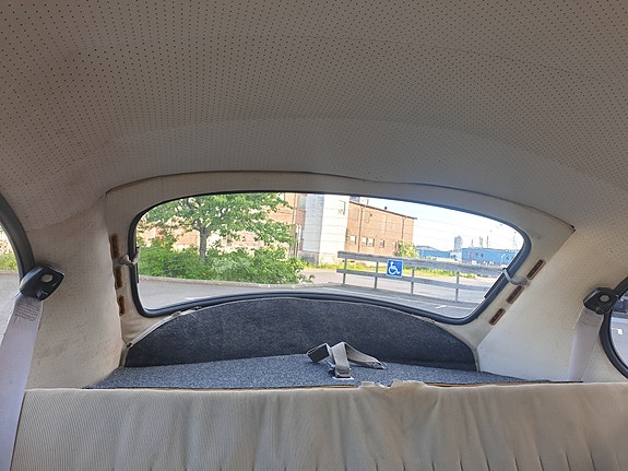 Volkswagen 1302 6 of 12