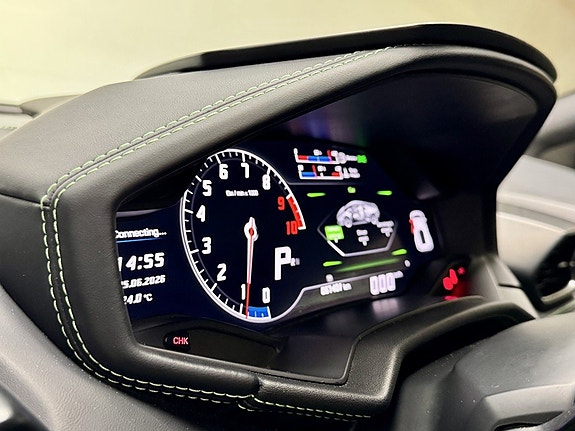Lamborghini Huracan 13 of 23