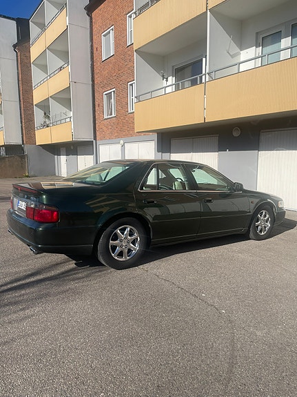 Cadillac Seville STS 2 of 7