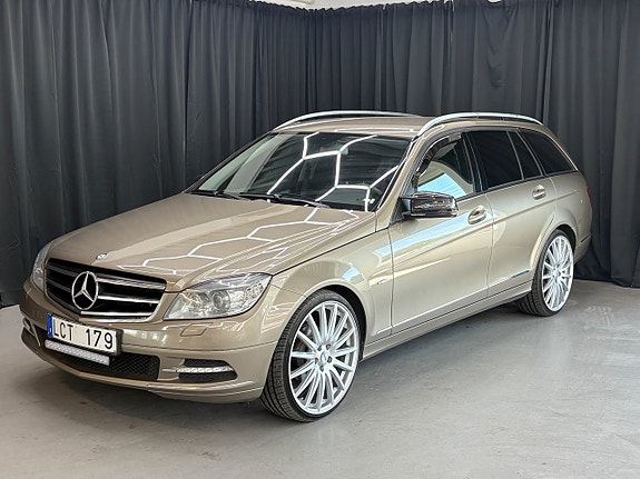 Mercedes-Benz C180 12 of 13