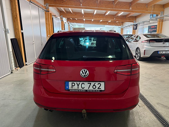 Volkswagen Passat 11 of 13