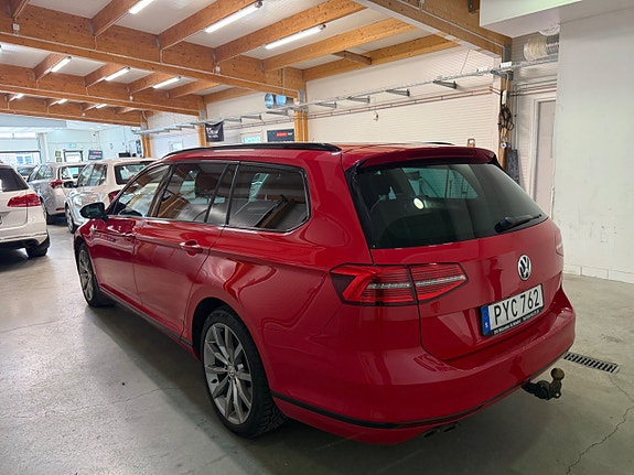 Volkswagen Passat 10 of 13