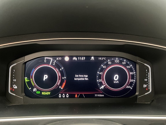 Volkswagen Tiguan 15 of 30