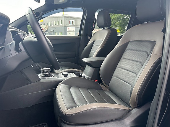 Volkswagen Amarok 22 of 30