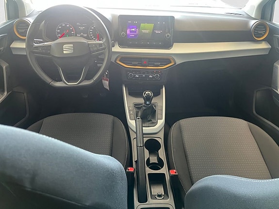 Seat Arona 9 of 16