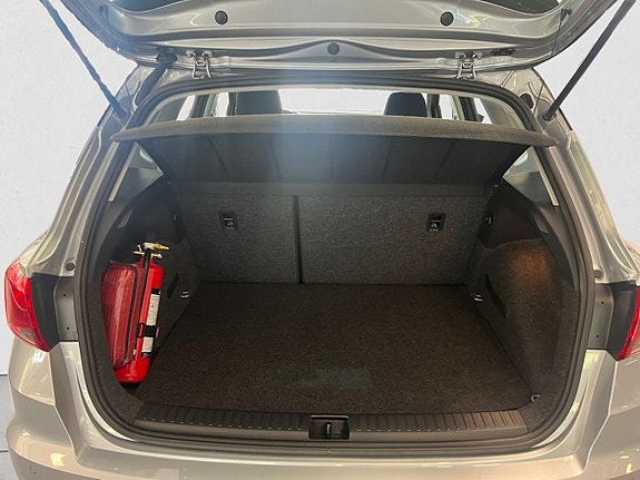 Seat Arona 15 of 16