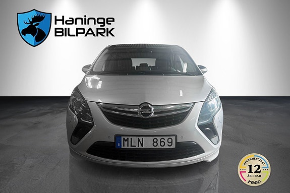 Opel Zafira Tourer 2 of 5