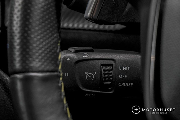Peugeot 208 21 of 23
