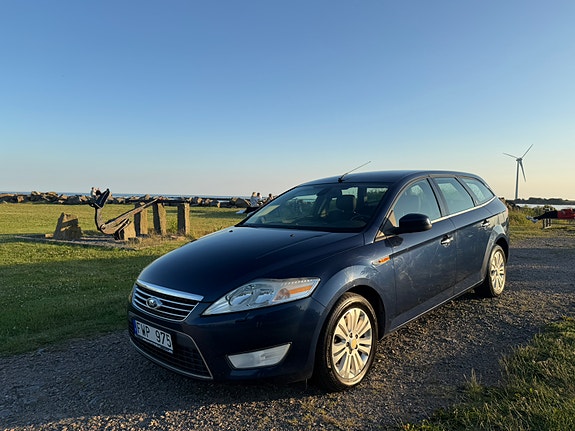 Ford Mondeo 2 of 5