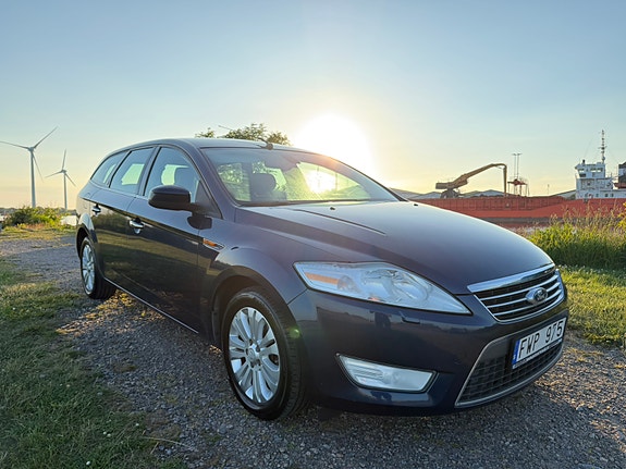 Ford Mondeo 3 of 5