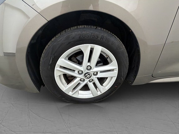 Toyota Corolla 29 of 30