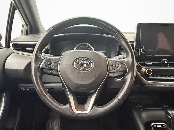 Toyota Corolla 11 of 30