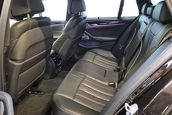 BMW 540i 11 of 18