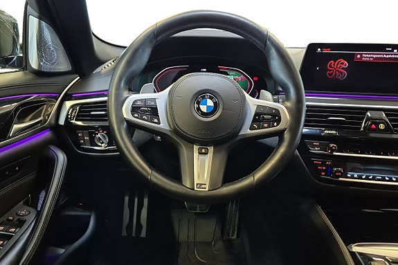 BMW 540i 9 of 18