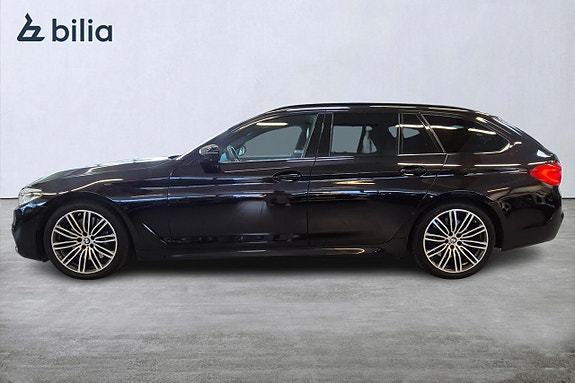 BMW 540i 3 of 5