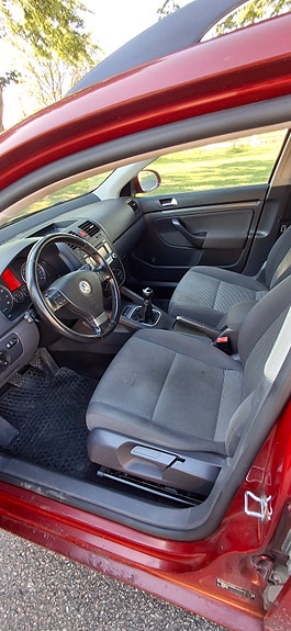 Volkswagen Golf V 3 of 5