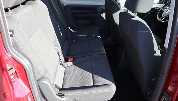 Volkswagen Caddy 10 of 15