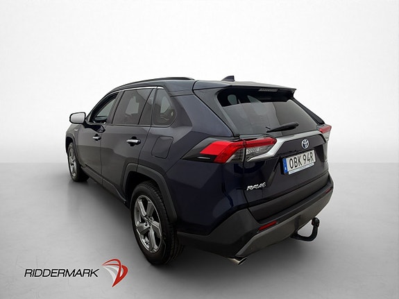 Toyota RAV4 6 of 30