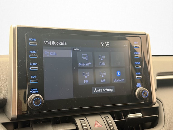 Toyota RAV4 23 of 30