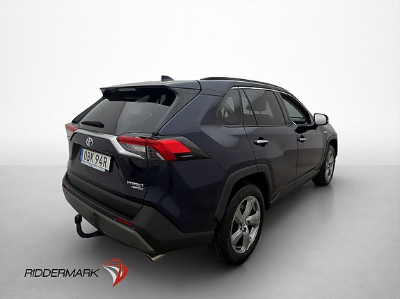 Toyota RAV4 8 of 30