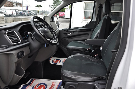 Ford Transit Custom 6 of 11