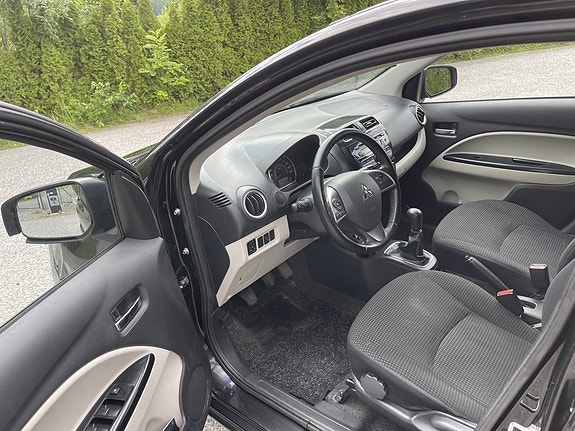 Mitsubishi Space Star 10 of 19