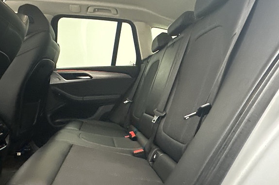 BMW X3 25 of 27