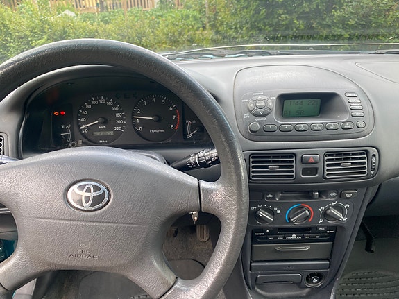 Toyota Corolla 10 of 11