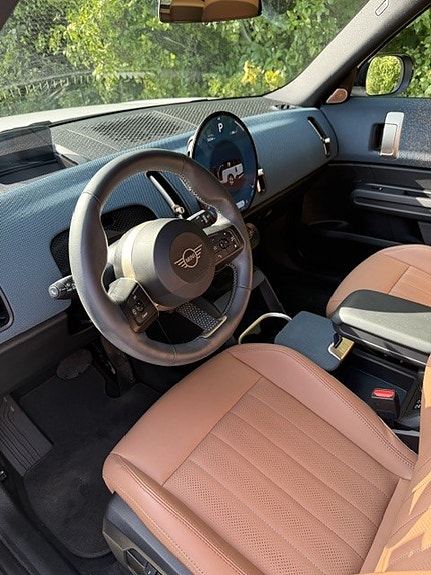 MINI Countryman SE 5 of 9