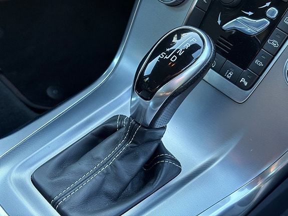 Volvo V70 8 of 13