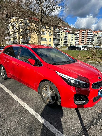 Kia Ceed 2 of 8